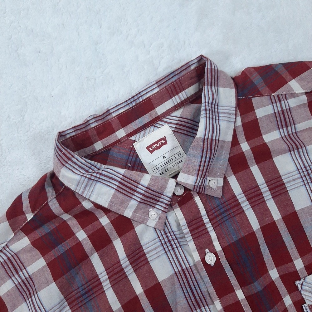 Levis Mens XL Red White Plaid Long Sleeve Button Down Shirt